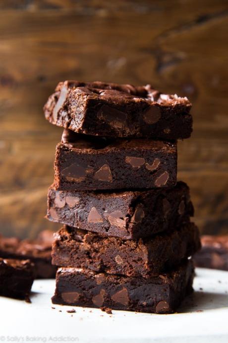 5 Mind-Blowing Brownie Recipes That Are Super Easy to Bake at Home