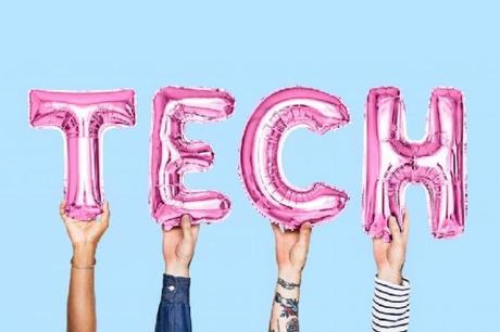 Tech is the Perfect Gift for Kids & Teens – 7 Reasons Why