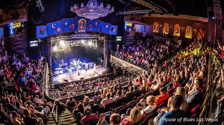 How to Party in Las Vegas If You’re Under 21 How to Party in Las Vegas If You’re Under 21