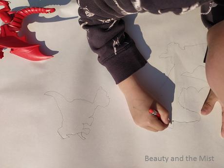 DIY: Dinosaur Shadow Drawing Kids’ Activity