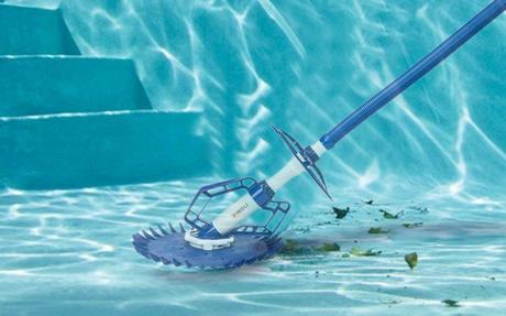 Choosing The Right Type Of Automatic Pool Cleaner For Your Swimming Pool Maintenance