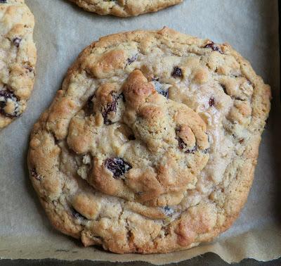 Levain Oatmeal Raisin Cookies 