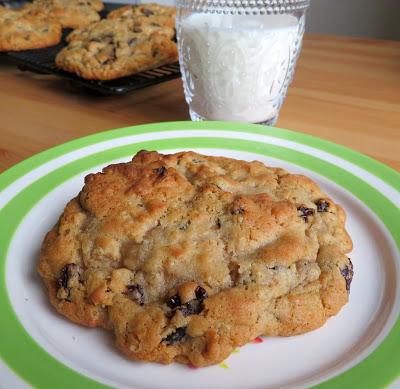 Levain Oatmeal Raisin Cookies 