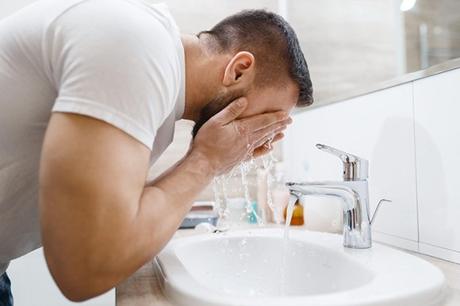 A Man’s Guide to a Korean Skincare Routine