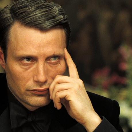 De-Evolution of James Bond: Casino Royale