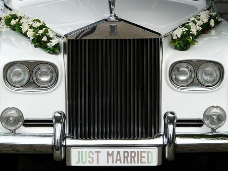 Wedding car rental in Athens Greece: all the necessary tips