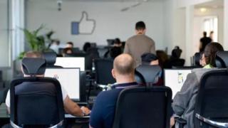 Coronavirus: Facebook reopens some moderation centres