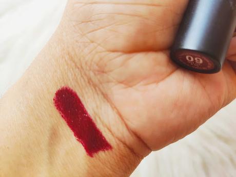 Nykaa Paintstix Bombshell Berry (09) | Review and Swatch