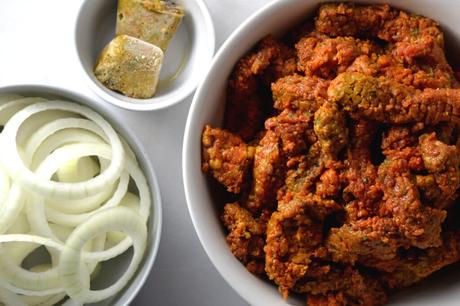 Bistec Encebollado (Puerto Rican Steak and Onions)