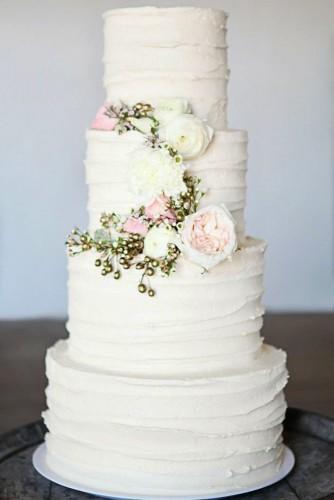 18 beautiful buttercream wedding cakes 13