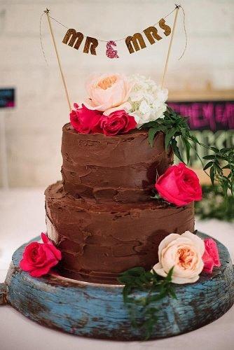 buttercream wedding cakes chocolate cake with flowers