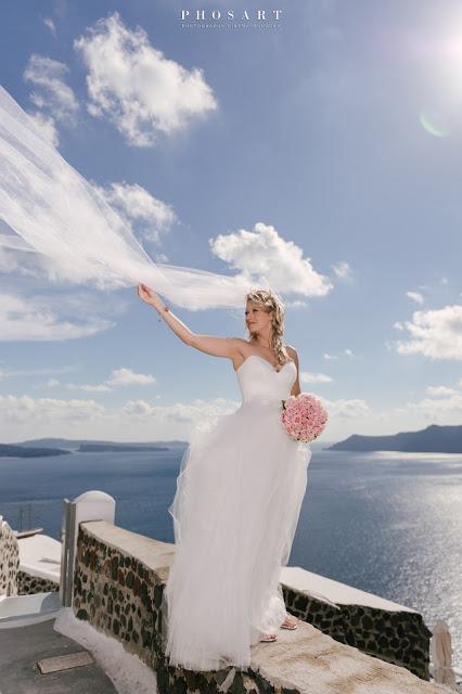 A dual wedding in Greece