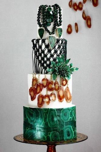 wedding cake 2019 green bohocake floralcakesbyjessicamv
