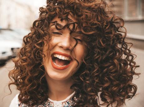 What Are The Best Frizz Control Hair Products?