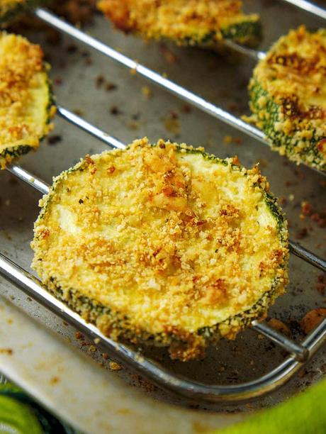 Courgette Chips with Parmesan – Baked and Crispy