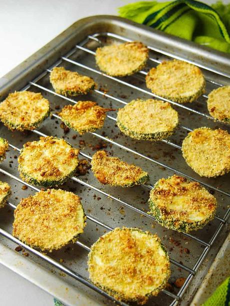 Courgette Chips with Parmesan – Baked and Crispy