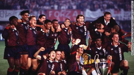 Edwin Van der Sar: ‘Extremely harsh’ if Liverpool isn’t awarded title
