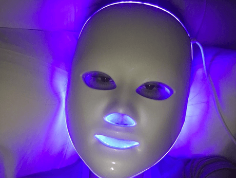 Reduce Acne, Remove Age Sports, Wrinkle & Marks With LED Light Facials