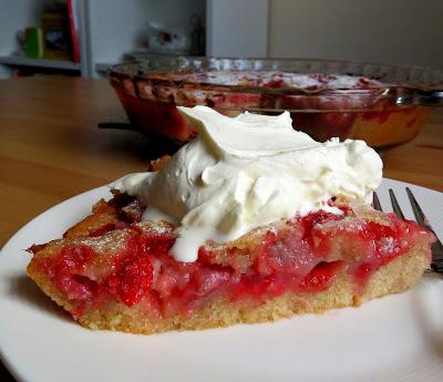 Strawberry Cake Pie