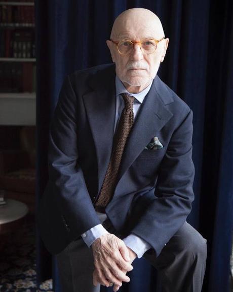 Sometimes Distractions are Good Sometimes Distractions are Good