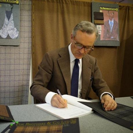 Sometimes Distractions are Good Sometimes Distractions are Good