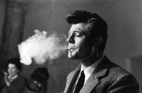 Sometimes Distractions are Good Sometimes Distractions are Good