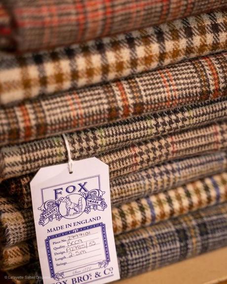 Sometimes Distractions are Good Sometimes Distractions are Good