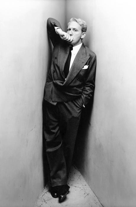 Sometimes Distractions are Good Sometimes Distractions are Good