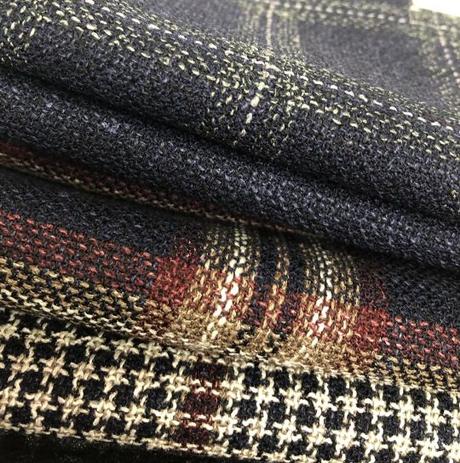 Sometimes Distractions are Good Sometimes Distractions are Good