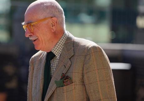 Sometimes Distractions are Good Sometimes Distractions are Good