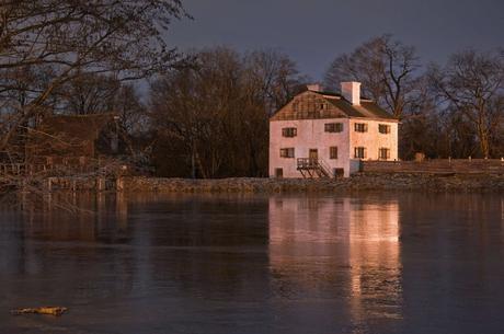 10 Spookiest Haunted Places in America Where You Can Go Ghost Hunting 10 Spookiest Haunted Places in America Where You Can Go Ghost Hunting