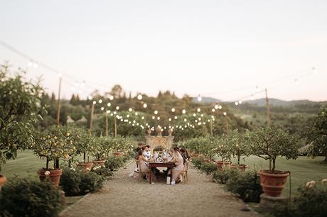 whimsical-intimate-wedding-tuscany-rustic-details_19