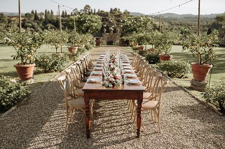 whimsical-intimate-wedding-tuscany-rustic-details_17