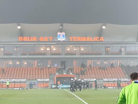 Śmieszne Historie o Piłce Nożnej w Polsce: Introducing Bruk-Bet Termalica Nieciecza, Europe’s Smallest Ever Top Flight Football Club Śmieszne Historie o Piłce Nożnej w Polsce: Introducing Bruk-Bet Termalica Nieciecza, Europe's Smallest Ever Top Flight Football Club