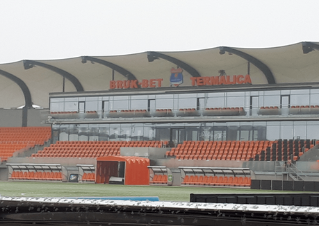 Śmieszne Historie o Piłce Nożnej w Polsce: Introducing Bruk-Bet Termalica Nieciecza, Europe’s Smallest Ever Top Flight Football Club Śmieszne Historie o Piłce Nożnej w Polsce: Introducing Bruk-Bet Termalika Nieciecza, Europe's Smallest Ever Top Flight Football Club