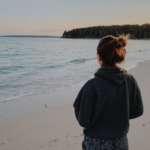 Learn How to Do the Perfect Messy Bun With These TikTok Videos messy bun tiktok