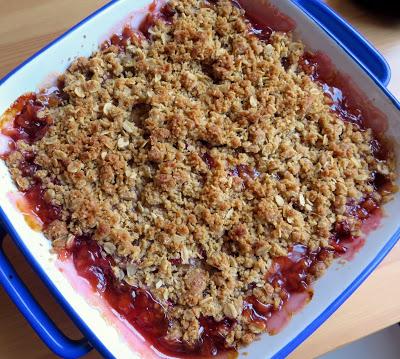 Strawberry & Rhubarb Crisp