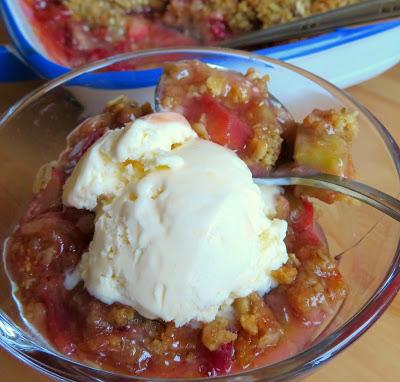 Strawberry & Rhubarb Crisp