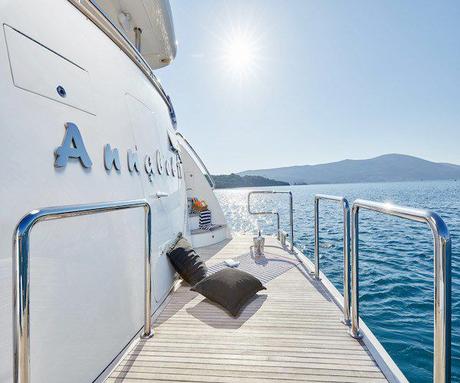 Social distancing yacht charters in 2020
