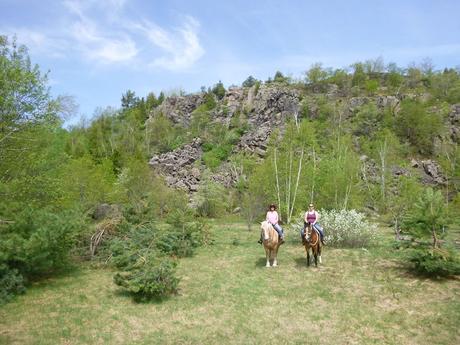 12 Gorgeous Spots to Visit on a Roadtrip Through Michigan’s Upper Peninsula