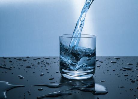 Ten Incredible benefits of drinking water?