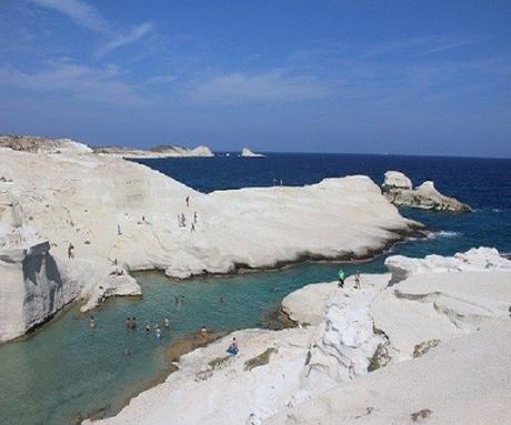 5 Greek islands to visit when Greece reopens to tourists