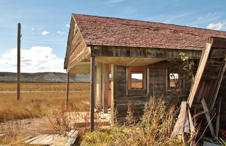 12 Eerie Ghost Towns You Can Still Visit Around America