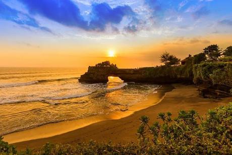 For What Experiences Bali Remains on The Top of The Tourist Radar?