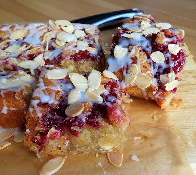 Small Batch Bakewell Blondies