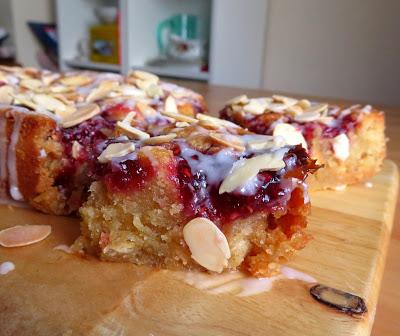 Small Batch Bakewell Blondies