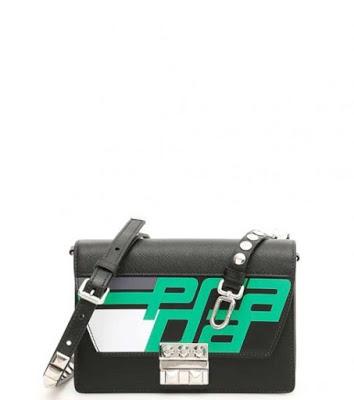 Prada Bags: Standout With Luxury!