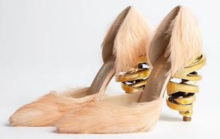 Shoe of the Day | Keeyahri Jenine Feathered Pumps