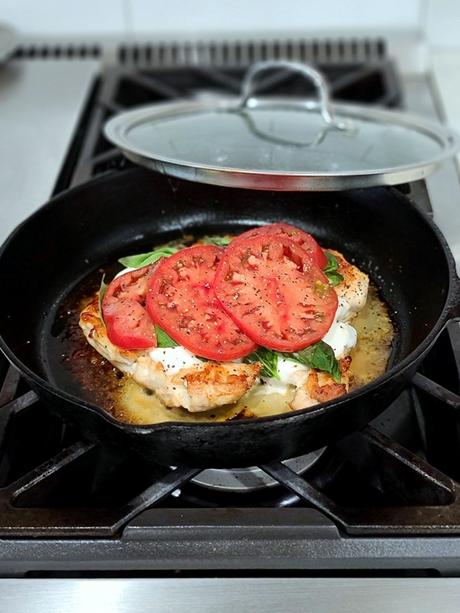 simple grilled chicken caprese