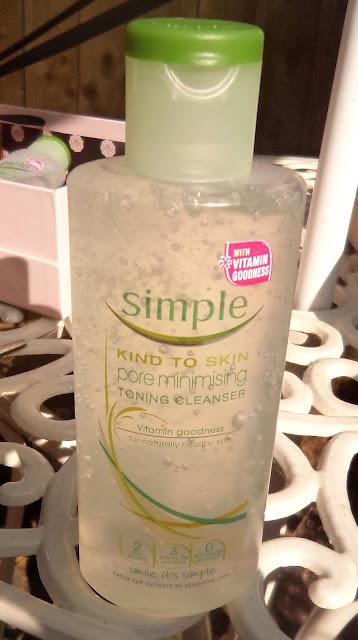 Simple - Pore Minimising Toning Cleanser